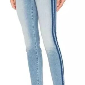 Mother Stunner Zip Ankle Step Fray Hem Jeans in Light Kitty Racer size 27